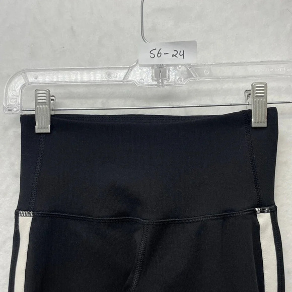 Old Navy Active Leggings Women's Sz XS Black White Go Dry Wide Waistband Pull On - Picture 11 of 11